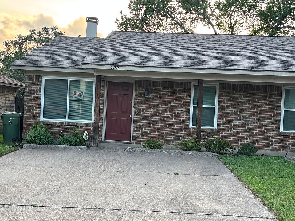 1st image of 422 Claire Ct