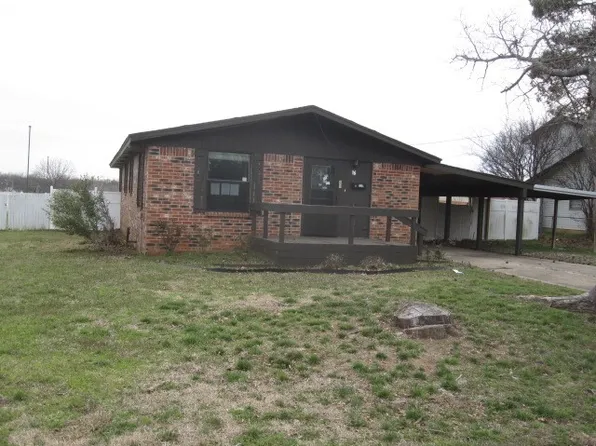 16 15th Ave NW, Ardmore, OK 73401