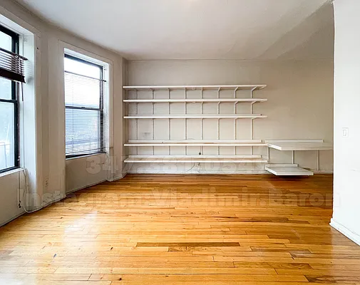 Rented by JB Mac Real Estate Inc. | media 18