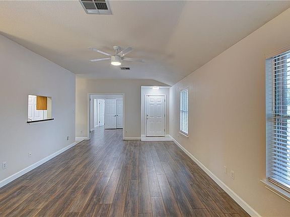 5th image of 9305 Sanford Dr