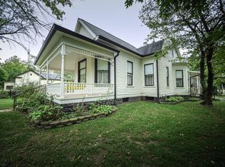 303 Church St, New Harmony, IN