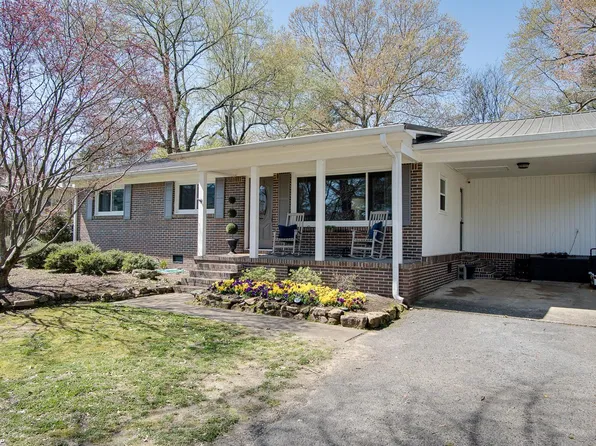 3816 Hopwood Ave, Guntersville, AL 35976