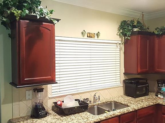 3rd image of 3460 Windsor Lake Cir