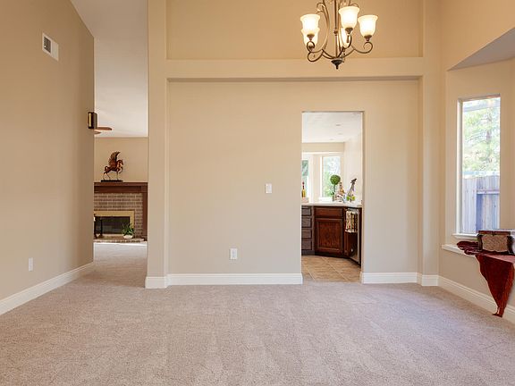 3rd image of 8221 Pinefield Dr