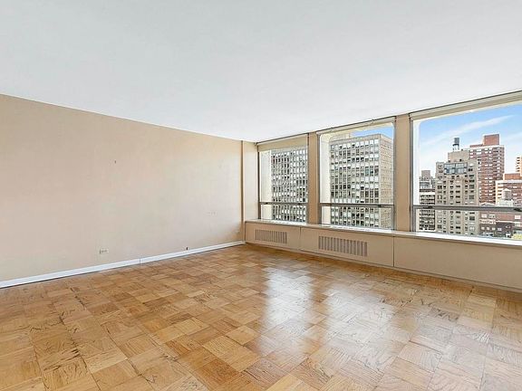 2nd image of 300 E 33rd St APT 14P