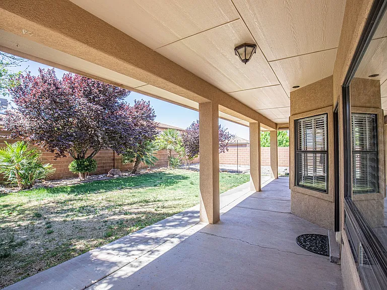 1124 Pajarito Dr — Photo 52