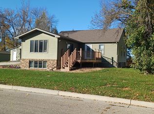 26 Westwood Acres, Morris, MN 56267