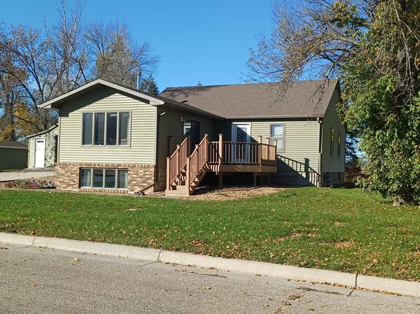 26 Westwood Acres, Morris, MN 56267