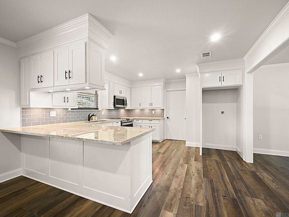 4th image of 11017 Bellarbor Dr