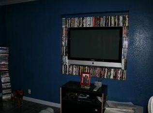 433 Inglewood Dr, Palm Springs, FL 33461