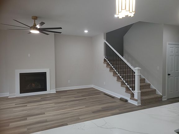 4th image of 3762 Genessee Ave