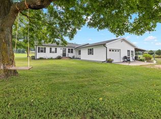 N8608 Strat Rd, Iola, WI 54945