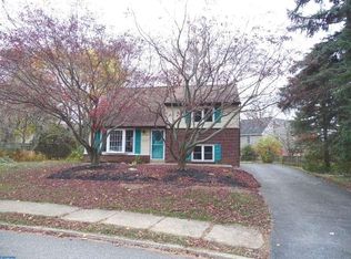 15 Greentree Ln, Malvern, PA 19355