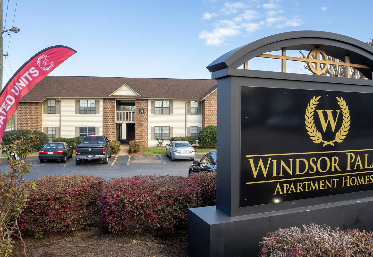 Windsor Palms Apartment Homes — Photo 3