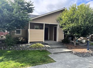 2471 Shay Ct, Fortuna, CA 95540