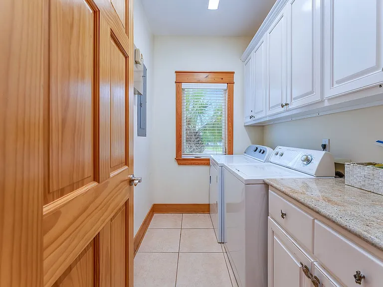 Laundry Room Cabinet