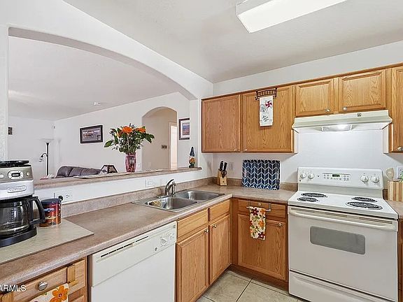 5th image of 22023 Via Del Oro St