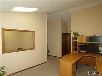 4th image of 261 Clarkson Executive Park