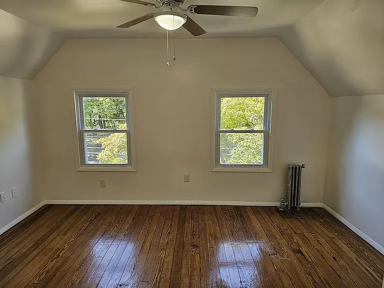 275 Grove St #3 — Photo 8