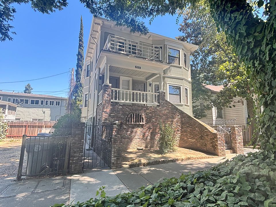 1st image of 609 14th St APT C