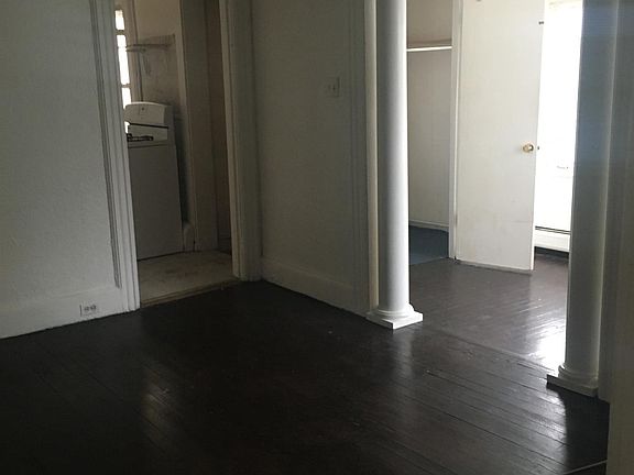 2nd image of 326 Fern Ave APT 3