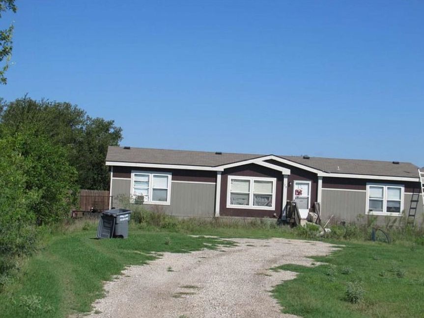 1st image of 128 Blanco Ct