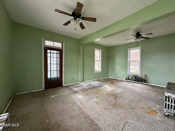 4th image of 810 Norris St