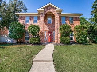 6909 Battle Creek Dr, Rowlett, TX 75089