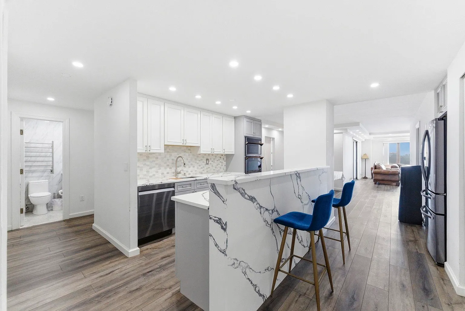 7855 Boulevard East APT 17I photo 1