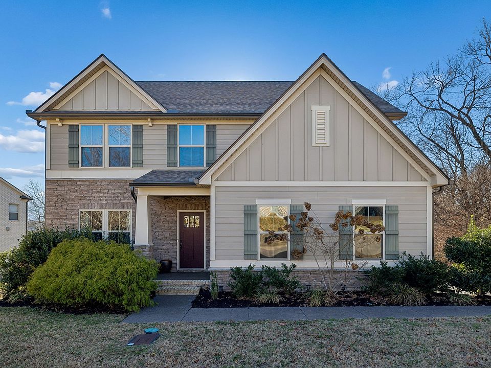 1st image of 6820 Falls Ridge Ln