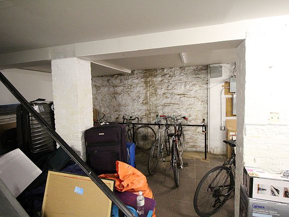 3rd image of 309 Tompkins Ave #4BI