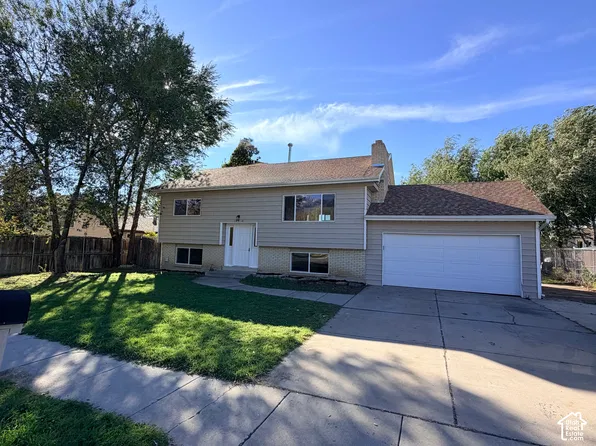 10210 S Mount View Dr, Sandy, UT 84070
