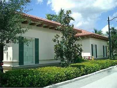 5th image of 16120 Emerald Estates Dr