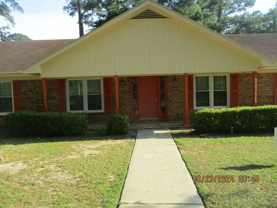 1903B Elkhorn Dr