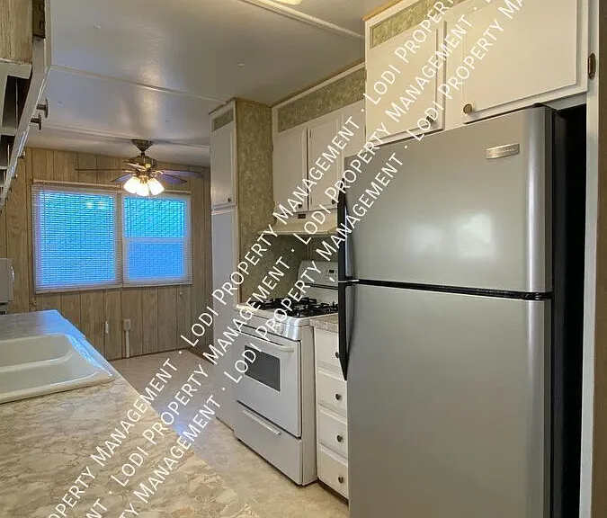 6192 E Acampo Rd #B — Photo 4