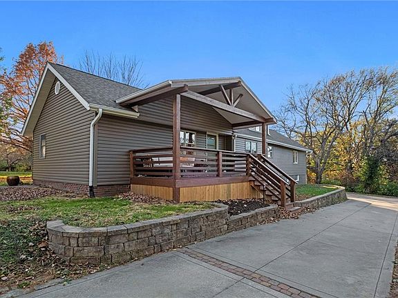 3rd image of 8213 W 54th Ter