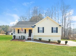 17 Grove Pl, Temple, GA 30179