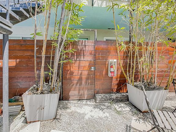 5th image of 659 Silver Lake Blvd APT 9