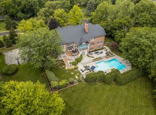 575 Windsor Rd, Inverness, IL 60067