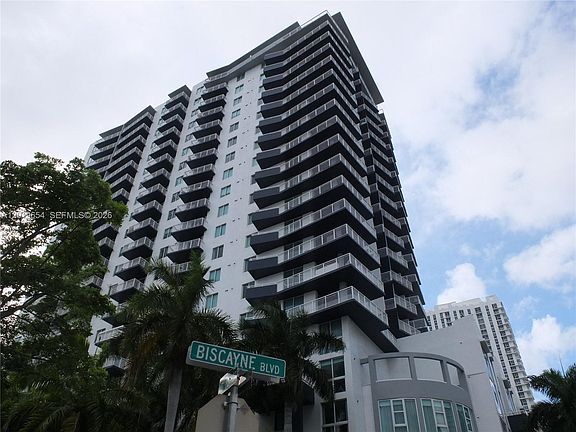 2nd image of 275 NE 18th St APT 1101