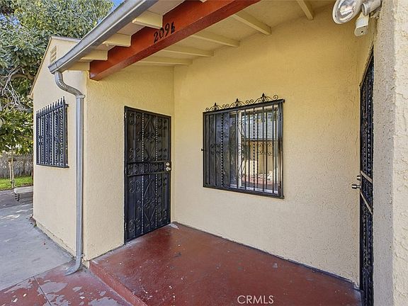 5th image of 209 1/2 N Monterey St