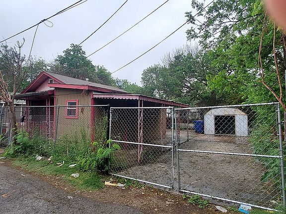 2nd image of 711 Central Aly