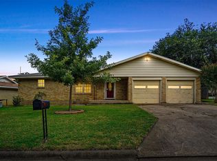 1015 Turner St, Cleburne, TX 76033