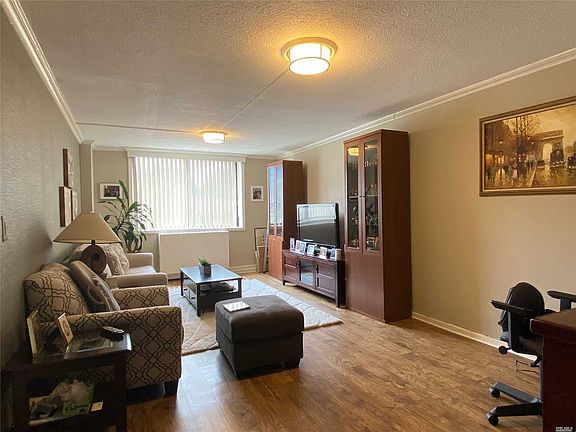3rd image of 2 Bay Club Dr APT 2M