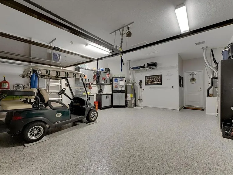 2068 Sifield Greens Way — Photo 37