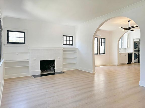 3rd image of 859 N Fuller Ave #859