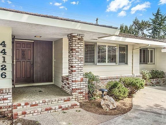 2nd image of 44126 N El Macero Dr