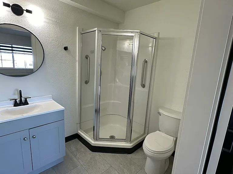 620 Latrobe Ave #STUDIO — Photo 11