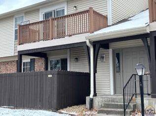 3059 SW Maupin Ln APT 208, Topeka, KS 66614