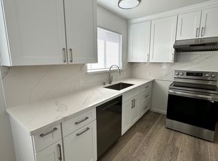 235 Waverley St APT 3, Menlo Park, CA 94025